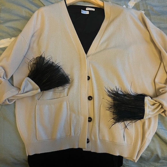 Brunello Cucinelli
Cashmere Cardigan -
Large - Picture 5 of 11